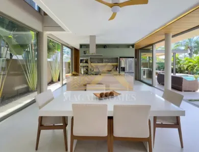 Casa de Condomínio com 4 Quartos à venda, 394m² no Jacuhy, Serra