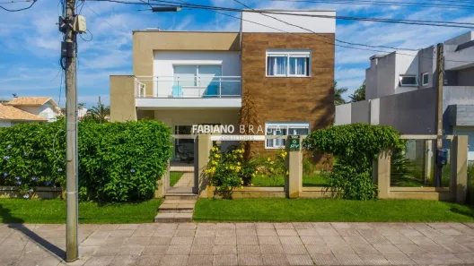 Casa com 4 Quartos à venda, 225m² no XANGRI-LÁ, Xangri-lá