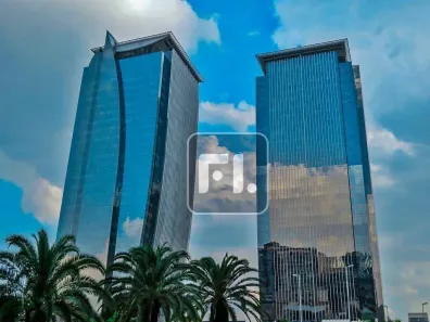 Sala Comercial para alugar, 882m² no Vila São Francisco (Zona Sul), São Paulo