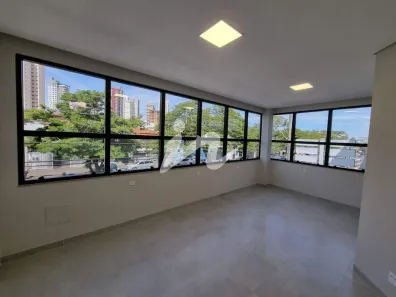 Prédio Comercial para alugar, 640m² no Osvaldo Rezende, Uberlândia