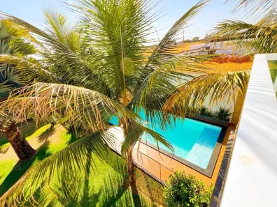 Sobrado com 3 Quartos à venda, 720m² no Morada da Colina, Uberlândia