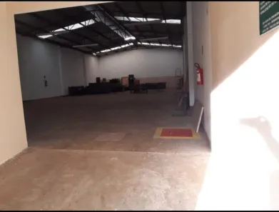 Galpão/Depósito/Armazém à venda, 395m² no Santa Mônica, Uberlândia