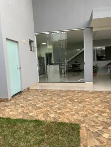 Casa com 3 Quartos à venda, 286m² no Grand Ville, Uberlândia