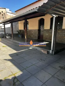 Casa com 6 Quartos à venda, 249m² no Letícia, Belo Horizonte