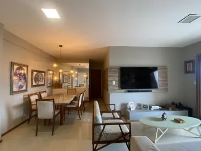 Apartamento com 3 Quartos para alugar, 130m² no Batista Campos, Belém