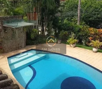 Casa com 4 Quartos à venda, 230m² no Piratininga, Niterói