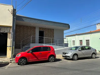Imóvel Comercial com 8 Quartos para alugar, 400m² no Centro-Sul, Cuiabá