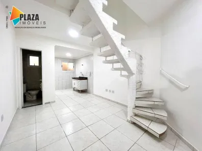Casa de Condomínio com 2 Quartos à venda, 64m² no Canto do Forte, Praia Grande