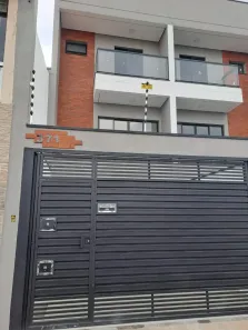 Sobrado com 3 Quartos à venda, 231m² no Vila Lucinda, Santo André