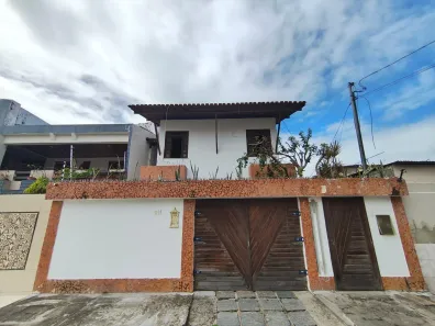 Casa com 4 Quartos para alugar, 200m² no Coroa do Meio, Aracaju