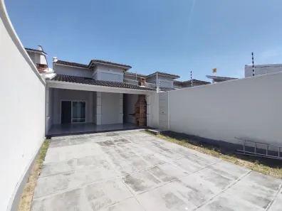 Casa com 3 Quartos à venda, 175m² no Sapiranga-Coité, Fortaleza