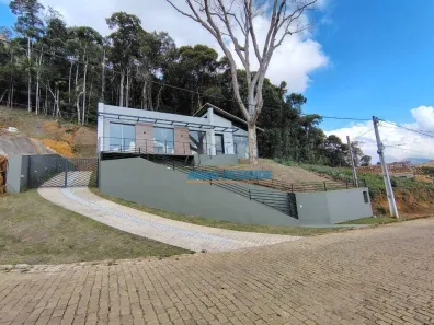 Casa de Condomínio com 3 Quartos à venda, 141m² no Prata, Teresópolis