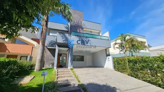 Casa com 3 Quartos à venda, 330m² no Operária, Londrina