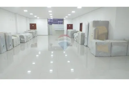 Sala Comercial para alugar, 235m² no Jardim Araguaia, Mauá