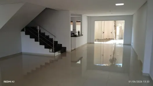 Sobrado com 4 Quartos à venda, 202m² no Setor Jaó, Goiânia