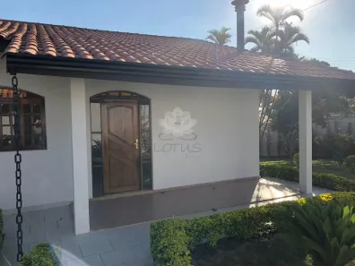 Casa com 3 Quartos à venda, 237m² no Vila Santista, Atibaia