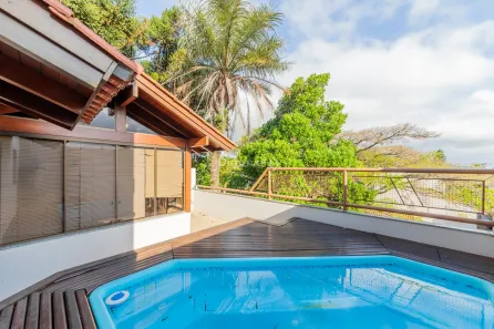 Casa de Condomínio com 3 Quartos à venda, 340m² no Jardim Isabel, Porto Alegre
