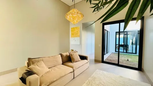 Casa com 3 Quartos à venda, 225m² no Jardim Karaíba, Uberlândia