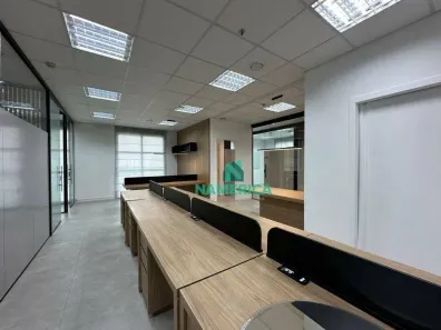Sala Comercial para alugar, 145m² no Vila Cordeiro, São Paulo