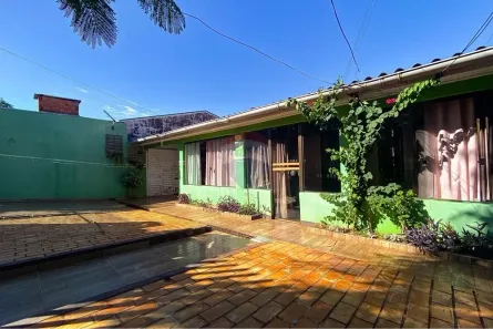 Casa com 2 Quartos à venda, 181m² no Floresta, Cascavel