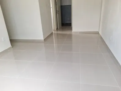 Apartamento com 2 Quartos para alugar, 60m² no Todos os Santos, Rio de Janeiro