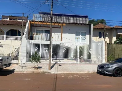 Casa com 5 Quartos à venda, 175m² no Jardim Alvorada, Londrina