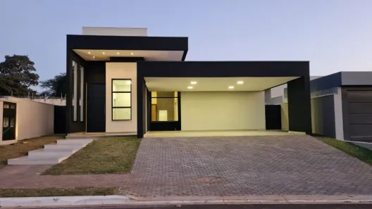 Casa de Condomínio com 4 Quartos à venda, 350m² no Jardim Shangri-Lá, Bauru