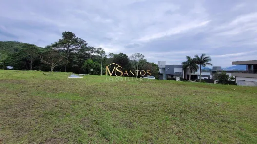 Lote/Terreno à venda, 763m² no Cacupé, Florianópolis