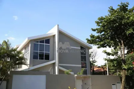 Casa de Condomínio com 8 Quartos à venda, 607m² no Recreio dos Bandeirantes, Rio de Janeiro