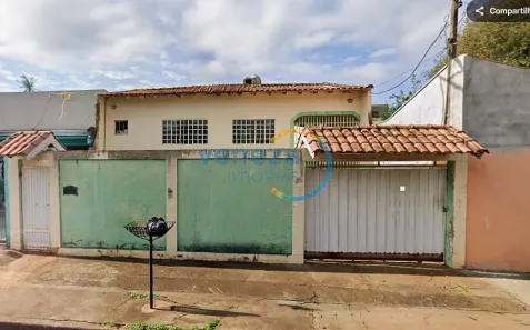 Casa com 4 Quartos à venda, 145m² no Jardim São Francisco de Assis, Londrina