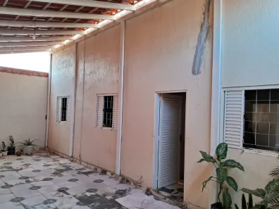 Casa com 3 Quartos à venda, 200m² no Setor Residencial Leste, Brasília