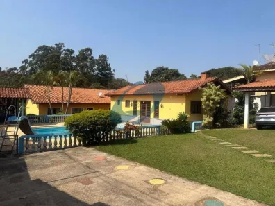 Fazenda/Sítio com 3 Quartos à venda, 400m² no Jardim Estância Brasil, Atibaia