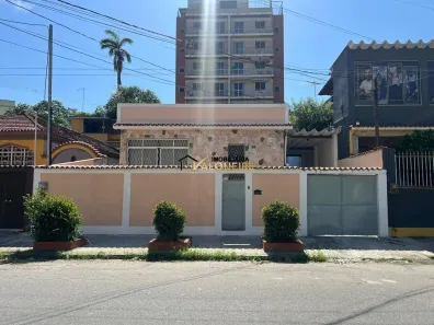 Casa com 2 Quartos à venda, 187m² no Vila Valqueire, Rio de Janeiro