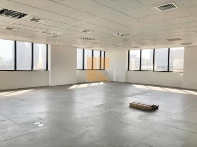 Sala Comercial à venda, 300m² no Parque Industrial Tomas Edson, São Paulo