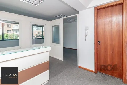 Sala Comercial à venda, 383m² no Centro Histórico, Porto Alegre