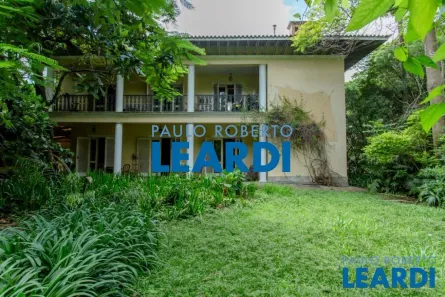 Sobrado com 4 Quartos à venda, 1440m² no Alto de Pinheiros, São Paulo