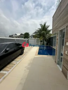 Casa de Condomínio com 5 Quartos à venda, 350m² no Vargem Grande, Rio de Janeiro