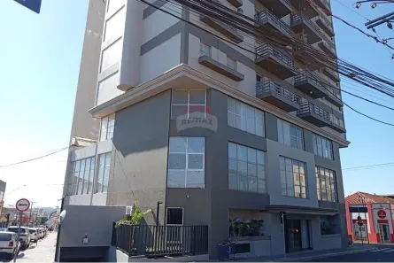 Apartamento com 3 Quartos para alugar, 449m² no Centro, Lins
