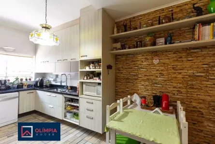 Casa com 4 Quartos para alugar, 148m² no Moema, São Paulo