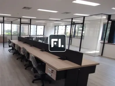 Sala Comercial à venda, 240m² no Cidade Monções, São Paulo