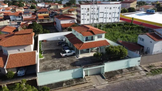 Casa com 4 Quartos à venda, 350m² no Lourival Parente, Teresina