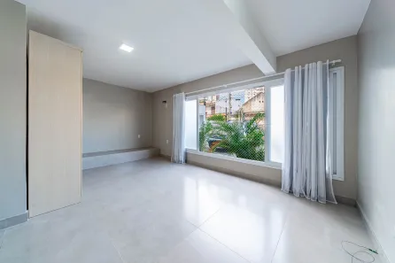 Apartamento com 1 Quarto para alugar, 30m² no São Geraldo, Porto Alegre