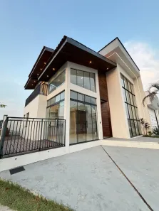 Casa de Condomínio com 3 Quartos à venda, 300m² no Planalto, Manaus