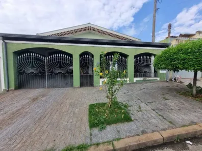 Casa com 3 Quartos à venda, 230m² no Jardim Santa Amália, Campinas