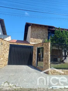 Casa com 2 Quartos para alugar, 200m² no Ressacada, Itajaí
