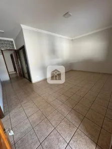 Casa com 3 Quartos à venda, 130m² no Cidade Jardim, Uberlândia