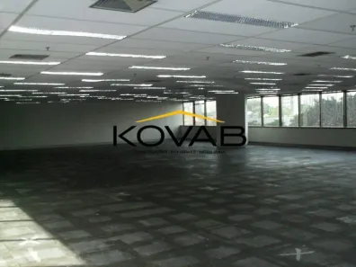 Sala Comercial para alugar, 885m² no Chácara Itaim, São Paulo