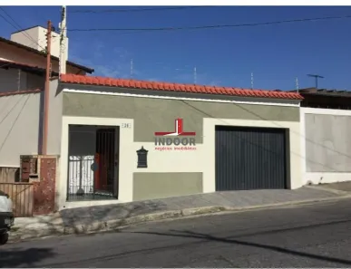 Sobrado com 3 Quartos para alugar, 242m² no Vila Paiva, São Paulo