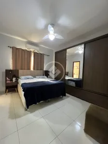 Casa com 4 Quartos à venda, 250m² no Jardim Califórnia, Cuiabá