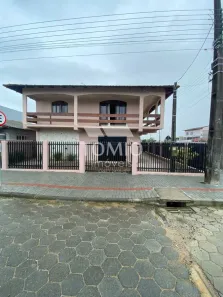 Casa com 3 Quartos à venda, 336m² no Centro, Ilhota
